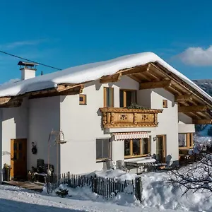 Stubaier Bauern Telfes im Stubai